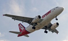 TAM航空(ブラジル).エアバスA319-132(PT-MZF)