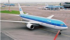 KLMオランダ航空(オランダ)、ボーイング767-306ER(PH-BZA).