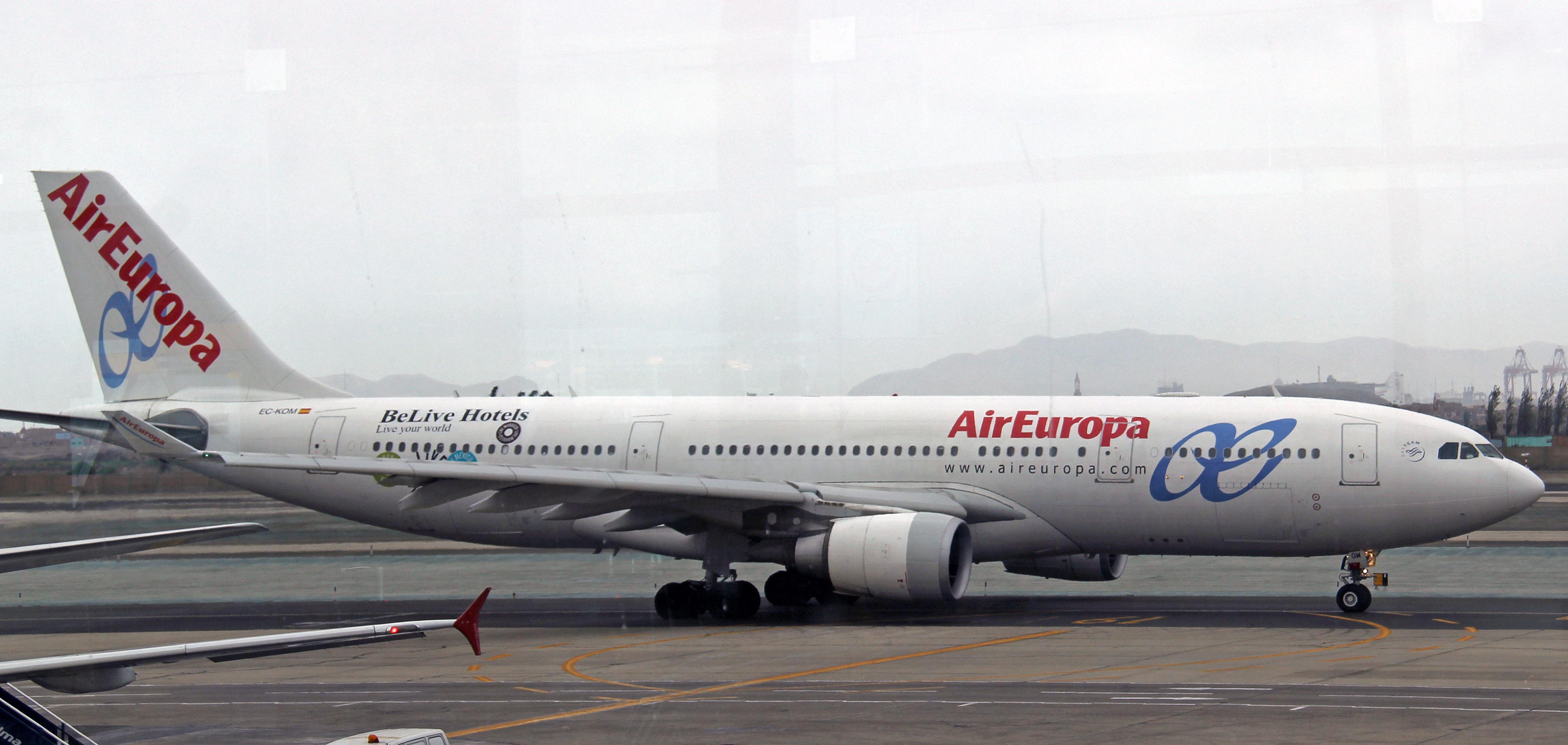 エア・ヨーロッパ Air Europa(IATAUX/ICAOAEA) 世界の旅客機図鑑